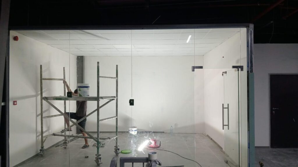 glass-partition-warehouse-4